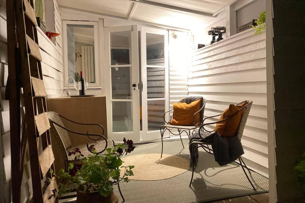 The Yellow Door Whitstable - Peaceful Retreat Close To Beach Bagian luar foto